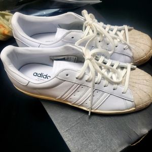 Unisex Adidas shell top sneakers